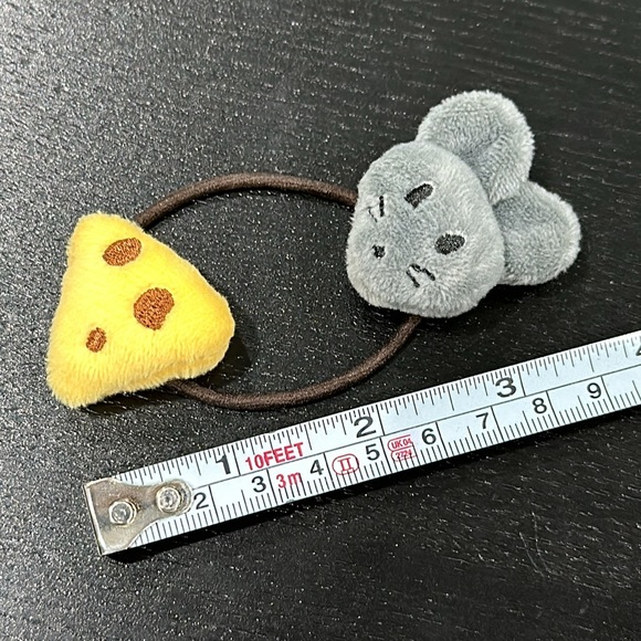 Mouse with Cheese Adorable Plush Hair Accessory - Picture 3 of 3